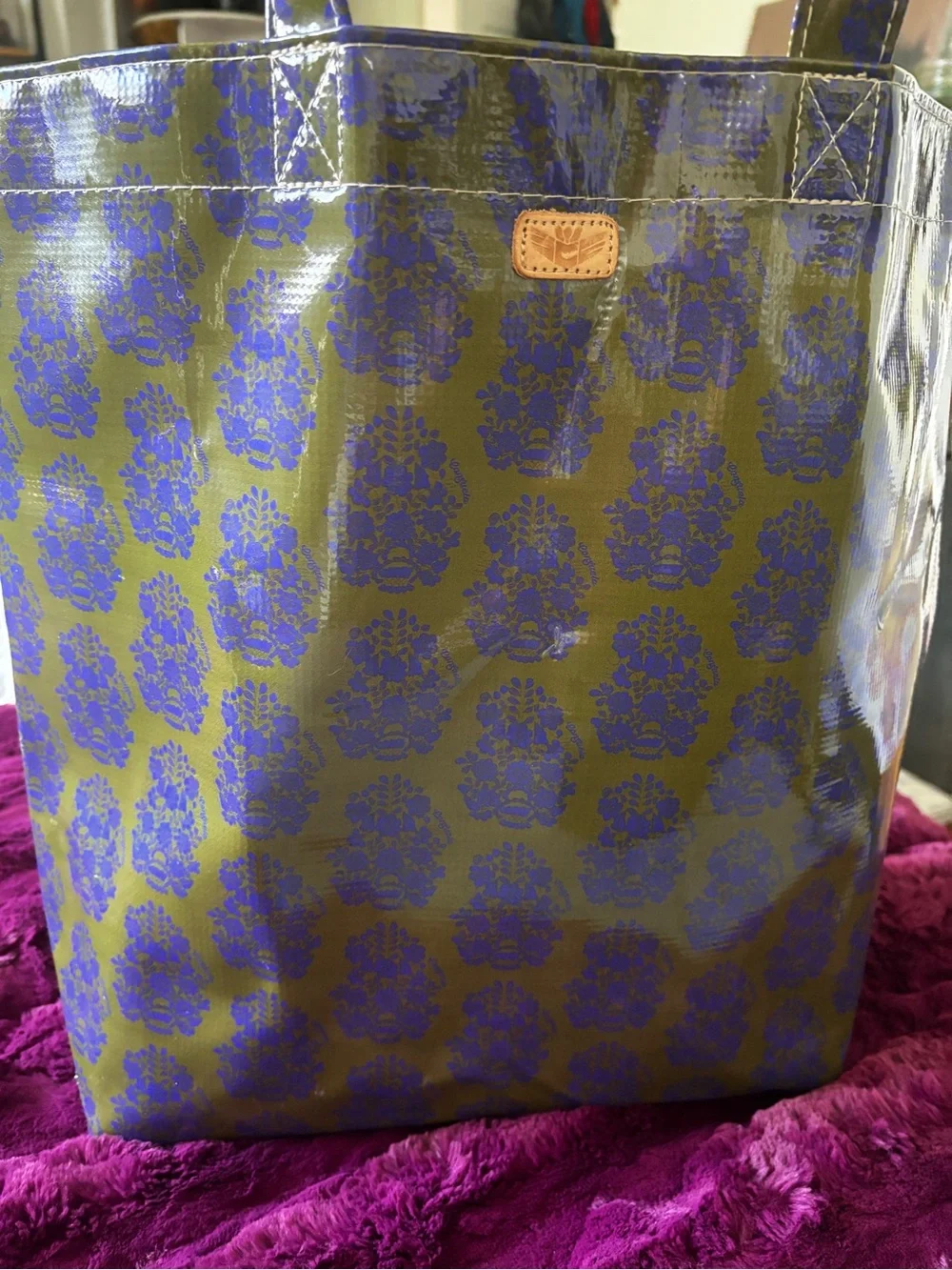 Consuela grab and go Olive Green and Blue Patterned Women’s Tote Bag